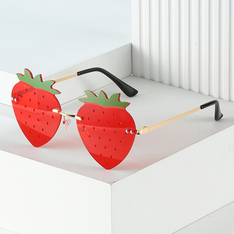Wholesale Funny Strawberry Shape Street Fashion Sunglasses